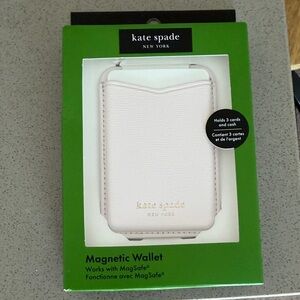 kate spade Magnetic Wallet for MagSafe - pale pink